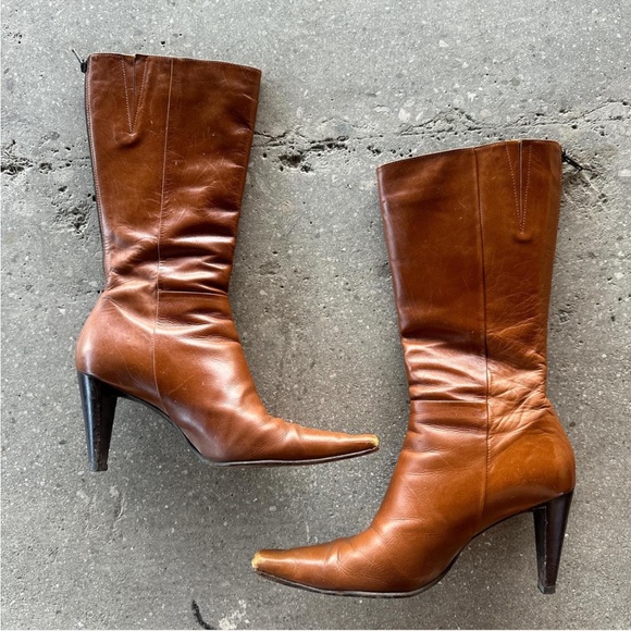 Shoes - Elegant Brown Leather Boots